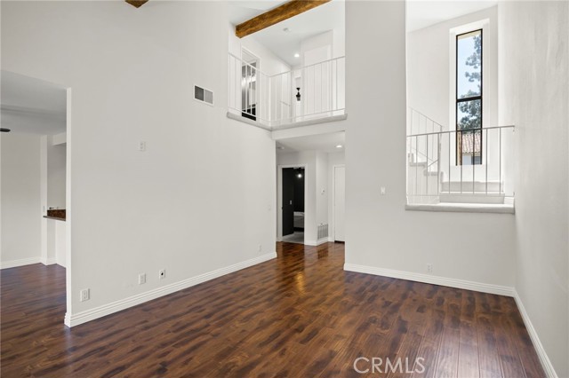 Detail Gallery Image 13 of 48 For 607 White Oak Ln, Newbury Park,  CA 91320 - 3 Beds | 2 Baths