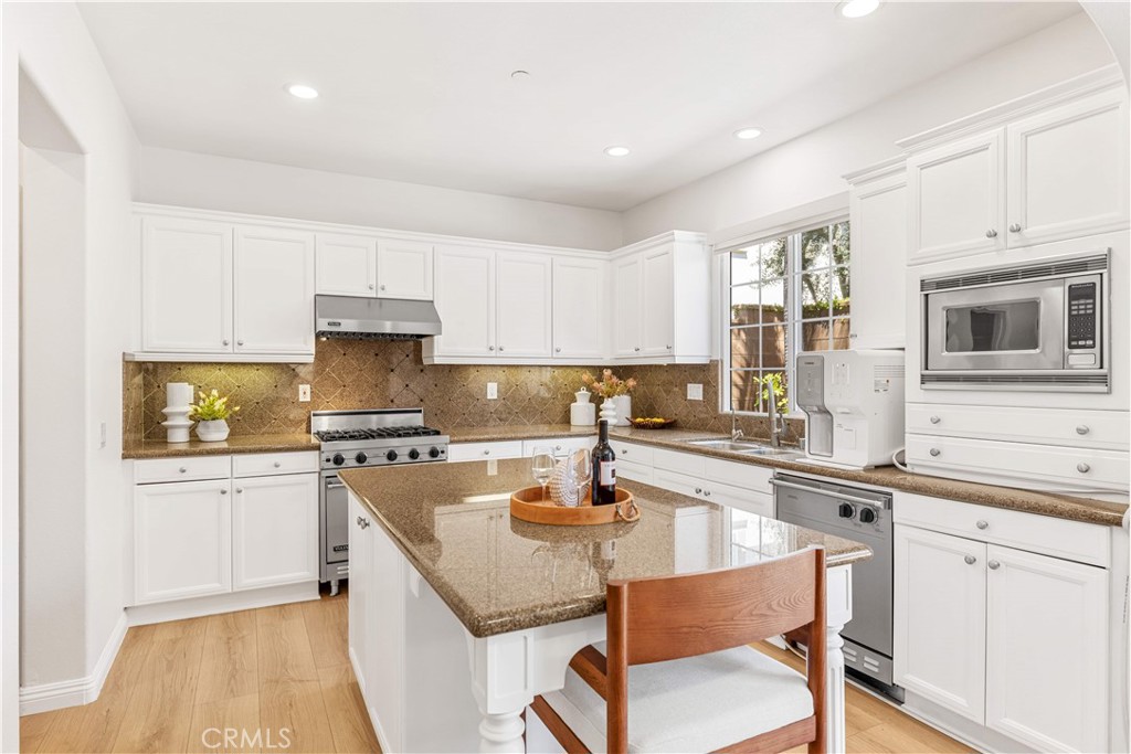 MLS #OC26155229 image #10