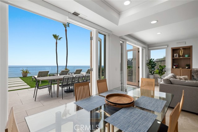 Detail Gallery Image 9 of 20 For 921 Gaviota, Laguna Beach,  CA 92651 - 4 Beds | 3 Baths