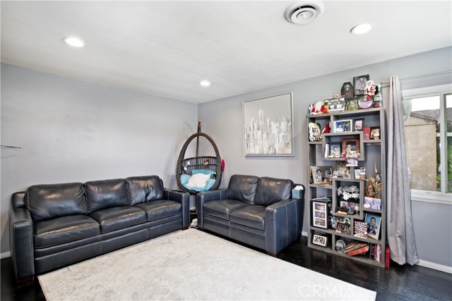 Detail Gallery Image 2 of 18 For 10934 Alclad Ave, Whittier,  CA 90605 - 2 Beds | 1 Baths