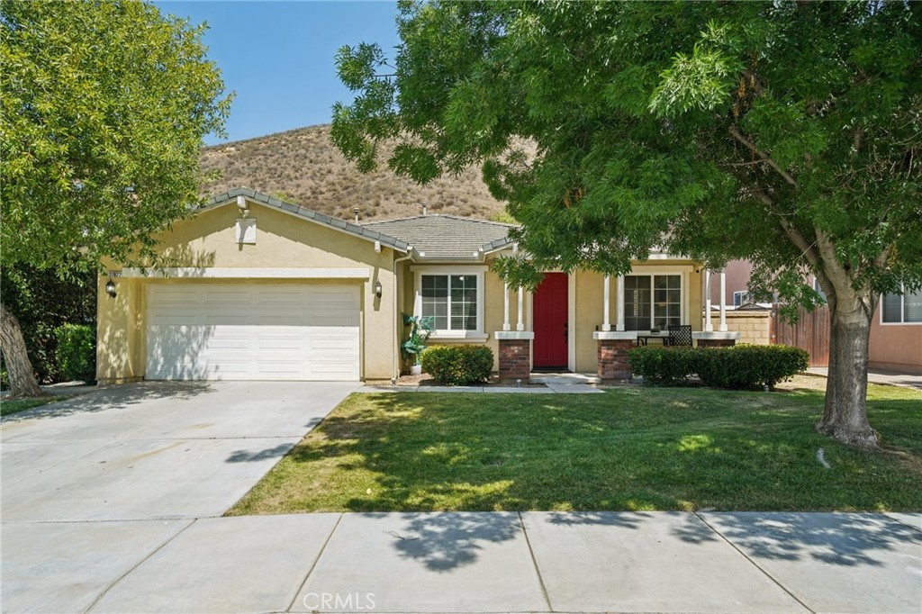 27872 Almont Way