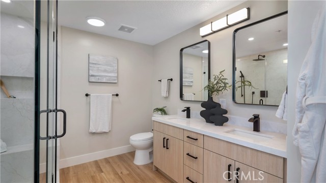 Image 21 of 49 For 3141 Michelson Drive 1202