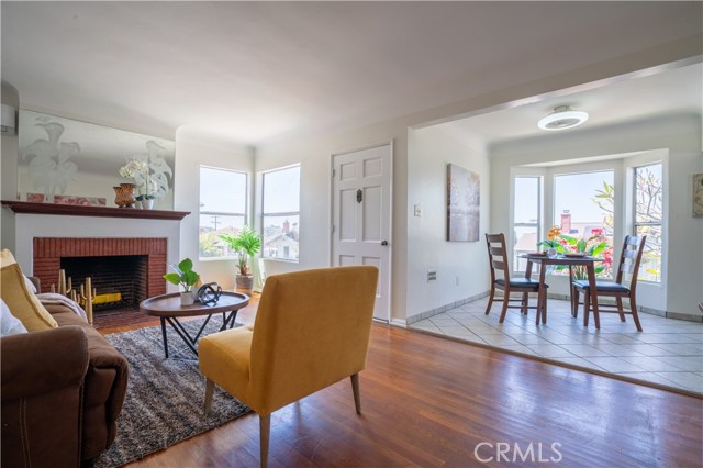 Detail Gallery Image 4 of 32 For 4435 Gateside Drive, Los Angeles,  CA 90032 - 2 Beds | 1 Baths