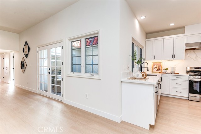 26 Seton, Irvine CA: https://media.crmls.org/medias/76780e23-2dcd-42cd-bc93-1dd1d4c91de5.jpg