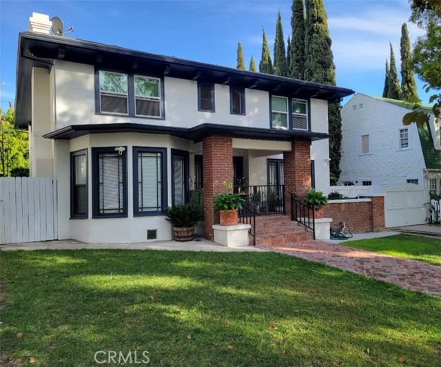 Detail Gallery Image 4 of 60 For 1434 N Genesee Ave, Los Angeles,  CA 90046 - 5 Beds | 2 Baths