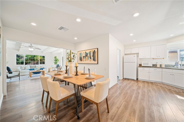 12218 Academy Way, Artesia CA: https://media.crmls.org/medias/7678abe2-f144-4b0c-8df8-dec433527e9f.jpg