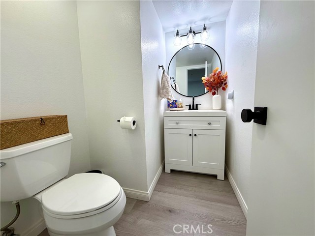 Detail Gallery Image 13 of 31 For 1641 Dimas Ct, Azusa,  CA 91702 - 2 Beds | 2/1 Baths