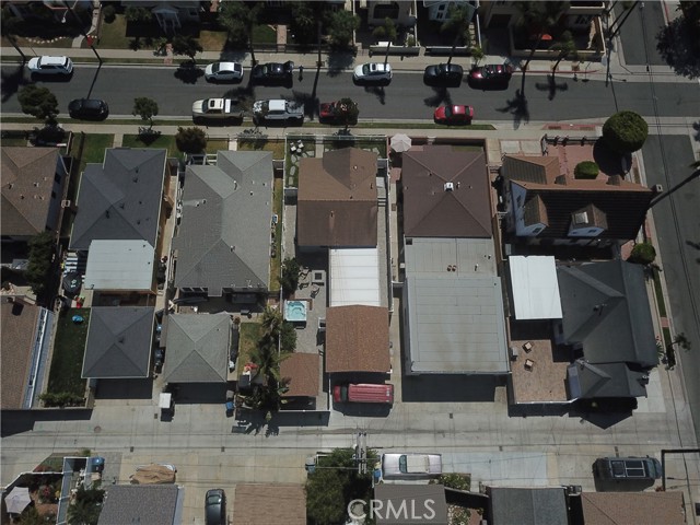 309 15th Street, Seal Beach CA: https://media.crmls.org/medias/767c36fb-4437-4f54-8b44-1de58d648fa9.jpg