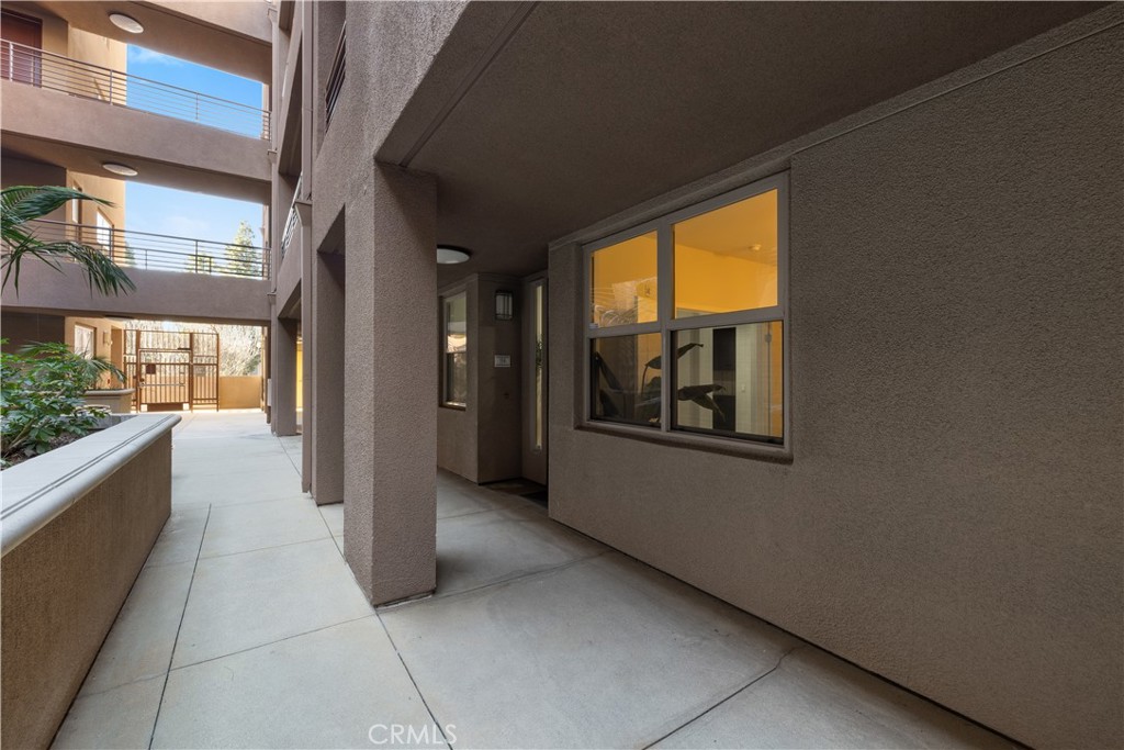201 E Angeleno Avenue 114Burbank img 4