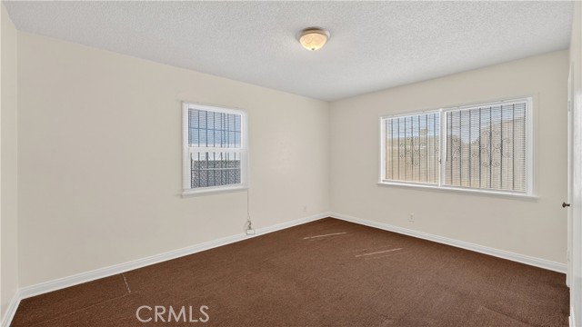 Detail Gallery Image 18 of 44 For 200 E Century Bld, Los Angeles,  CA 90003 - 2 Beds | 1 Baths
