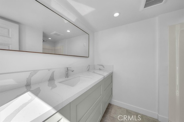 6334 Riggs Place, Los Angeles CA: https://media.crmls.org/medias/767cdae0-59a8-411e-8cd9-4ea300e38089.jpg