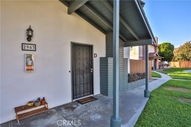 Detail Gallery Image 3 of 38 For 2963 Elgin Dr #D,  Riverside,  CA 92507 - 2 Beds | 1/1 Baths