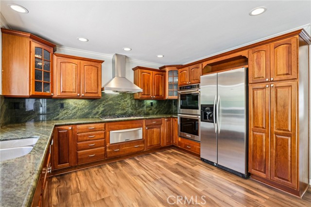 Detail Gallery Image 12 of 51 For 1742 Bonaire, Newport Beach,  CA 92660 - 4 Beds | 3 Baths