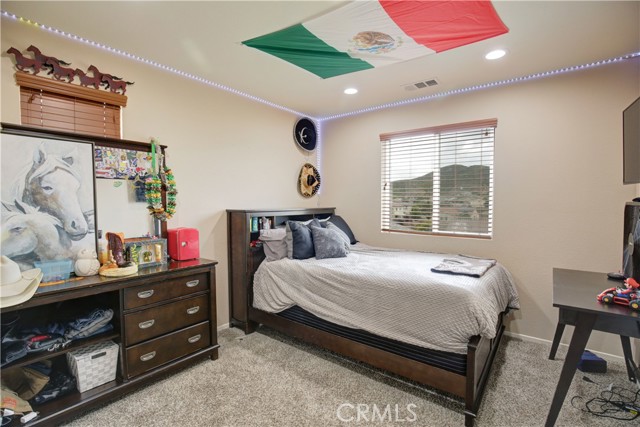 Detail Gallery Image 18 of 42 For 34325 Blossoms Dr, Lake Elsinore,  CA 92532 - 4 Beds | 2/1 Baths