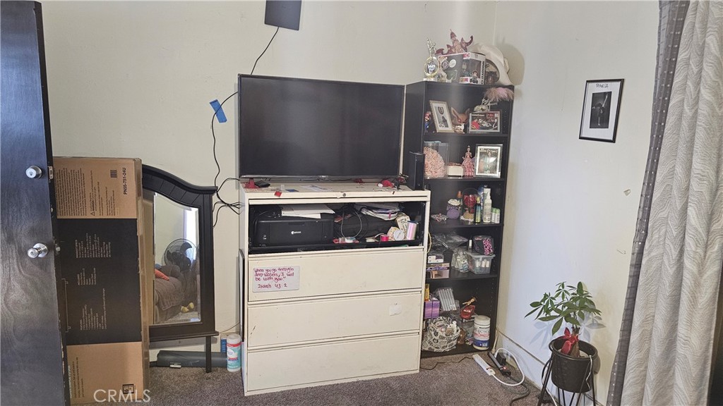 https://media.crmls.org/medias/767ddc02-8d0e-4eea-bc6b-b181919b2ddd.jpg?preset=X-Large