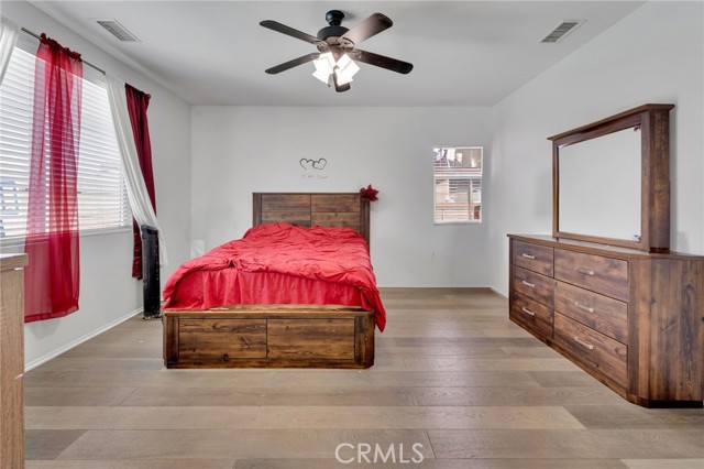 Detail Gallery Image 10 of 31 For 45525 Stanridge Ave, Lancaster,  CA 93535 - 4 Beds | 2 Baths
