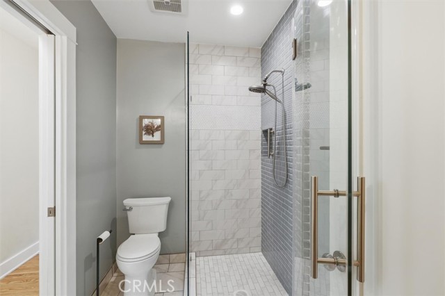 Detail Gallery Image 31 of 62 For 559 W 39th St, San Pedro,  CA 90731 - – Beds | – Baths