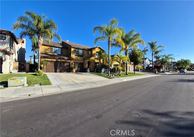 Detail Gallery Image 3 of 7 For 37056 Edgemont, Murrieta,  CA 92563 - 4 Beds | 3/1 Baths
