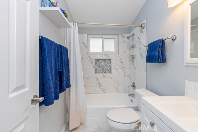 Detail Gallery Image 10 of 31 For 2232 Anaheim Ave, Costa Mesa,  CA 92627 - 4 Beds | 2 Baths