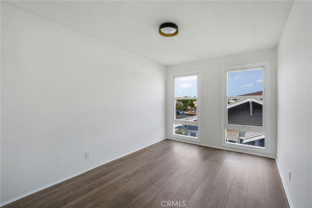 MLS #PW26153045 image #8