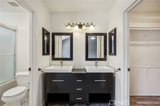 Detail Gallery Image 17 of 34 For 17556 Van Buren Ln, Huntington Beach,  CA 92647 - 2 Beds | 2/1 Baths