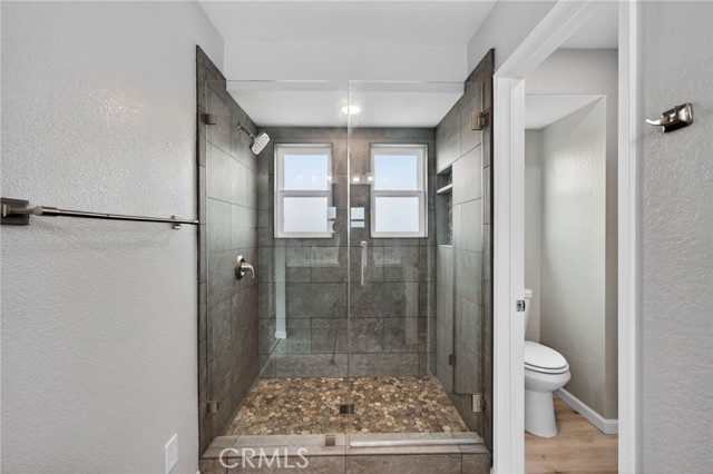 Image 42 of 68 For 22425 Shore View Court