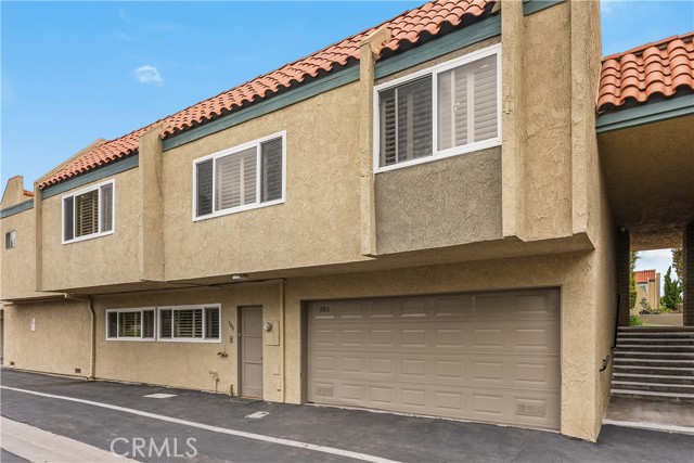 980 Palo Verde Avenue, Long Beach CA: https://media.crmls.org/medias/76820c40-d664-45c3-bfae-05472069f504.jpg