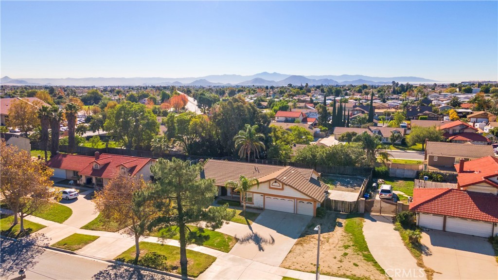 MLS #OC25274996 image #29