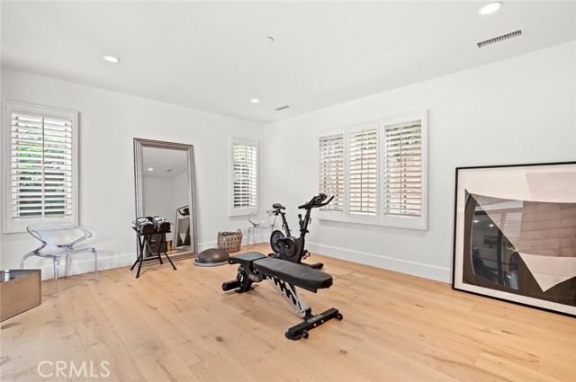 117 Andirons, Irvine CA: https://media.crmls.org/medias/76827a0f-485b-49d1-8d6a-4840f92b5203.jpg