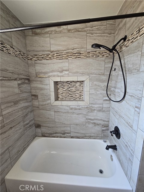 Detail Gallery Image 7 of 14 For 560 Hart St, Hemet,  CA 92543 - 3 Beds | 2/1 Baths