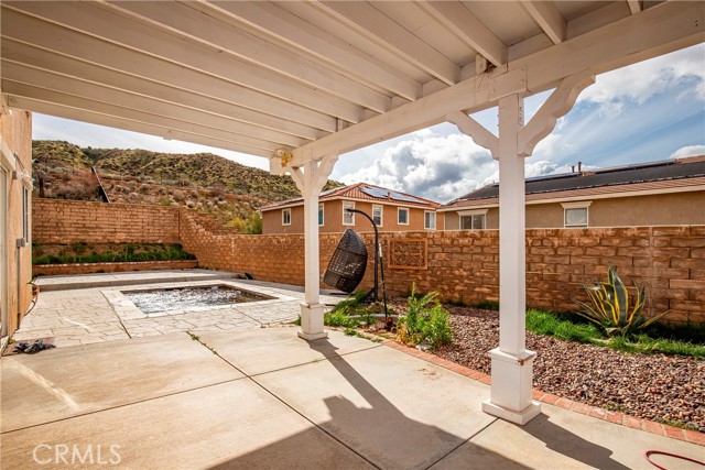 Detail Gallery Image 14 of 38 For 38609 Erika, Palmdale,  CA 93551 - 5 Beds | 3 Baths