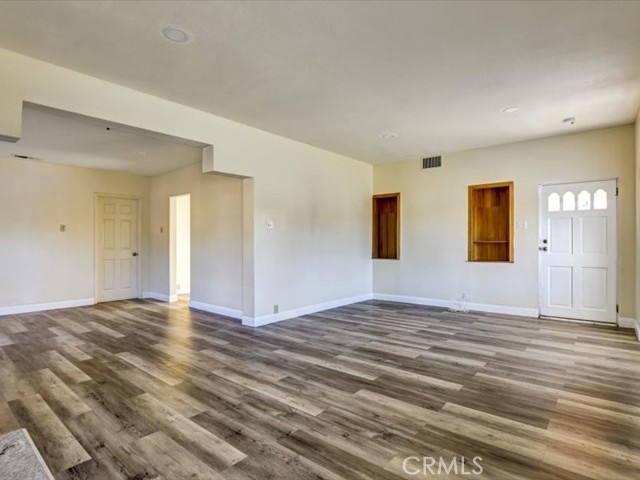 Detail Gallery Image 4 of 56 For 9607 Cypress, Fontana,  CA 92335 - 5 Beds | 5 Baths