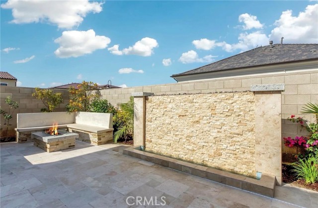 Detail Gallery Image 30 of 36 For 52 Eider Run, Irvine,  CA 91618 - 5 Beds | 5/1 Baths