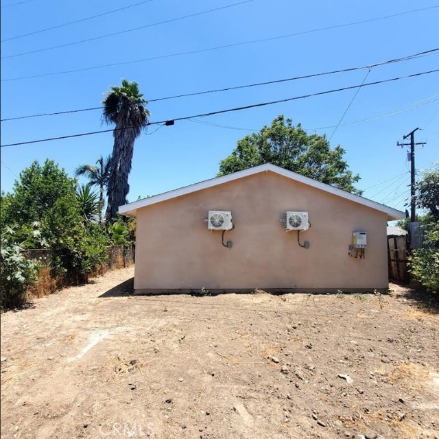 4739 Ivy Street, Pico Rivera CA: https://media.crmls.org/medias/7687492d-1f8f-412b-bfae-45199da82c7f.jpg