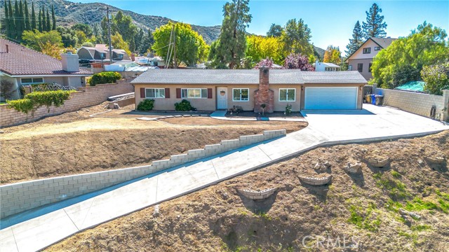 11336 Acropolis Drive, Yucaipa CA: https://media.crmls.org/medias/76878a16-f8b0-4a8a-a647-f0155fb63da4.jpg