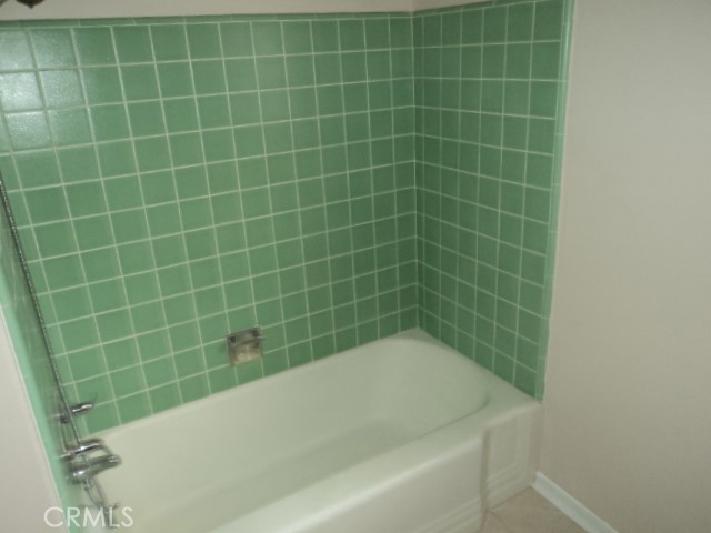 Detail Gallery Image 14 of 16 For 587 Greenfield Ct, Upland,  CA 91786 - 2 Beds | 2 Baths