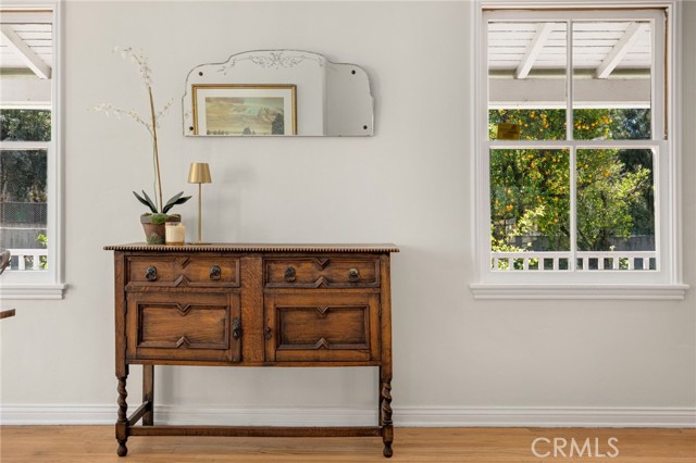 Detail Gallery Image 11 of 38 For 1433 Del Monte Dr, Glendale,  CA 91207 - 2 Beds | 1/1 Baths