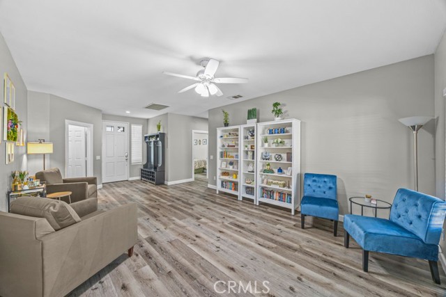 Detail Gallery Image 18 of 52 For 1251 Stepstone Ct, Hemet,  CA 92545 - 5 Beds | 3 Baths