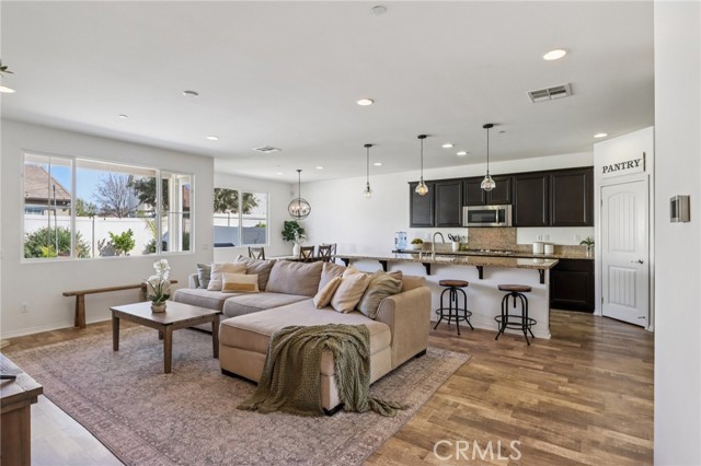 Detail Gallery Image 11 of 67 For 29300 Abelia Glen, Menifee,  CA 92584 - 3 Beds | 2 Baths