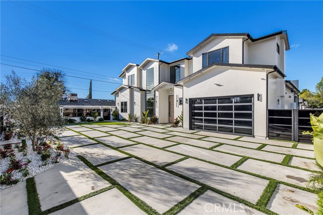 Detail Gallery Image 4 of 75 For 22745 Califa St, Woodland Hills,  CA 91367 - 5 Beds | 4 Baths