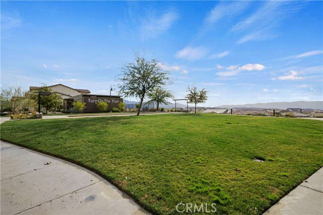 Detail Gallery Image 49 of 49 For 18175 Meridian Ln, Saugus,  CA 91350 - 3 Beds | 2/1 Baths