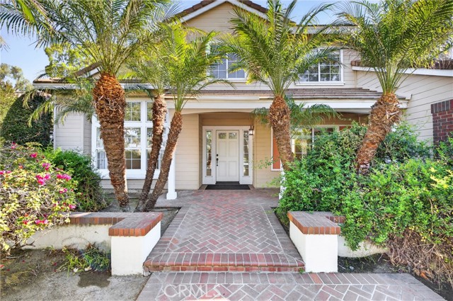 Detail Gallery Image 3 of 54 For 3577 Belgian Dr, Norco,  CA 92860 - 4 Beds | 3 Baths