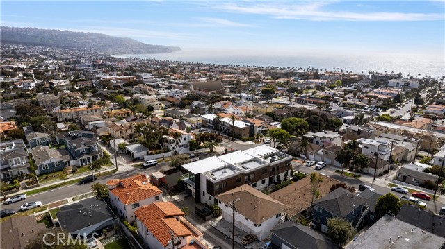 Detail Gallery Image 28 of 30 For 928 S Juanita Ave #C,  Redondo Beach,  CA 90277 - 4 Beds | 3/1 Baths