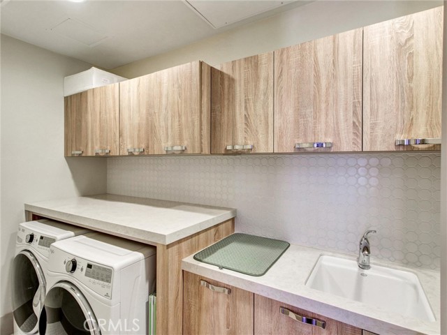 Detail Gallery Image 31 of 75 For 112 S Orange Grove Bld #109,  Pasadena,  CA 91105 - 3 Beds | 3/1 Baths