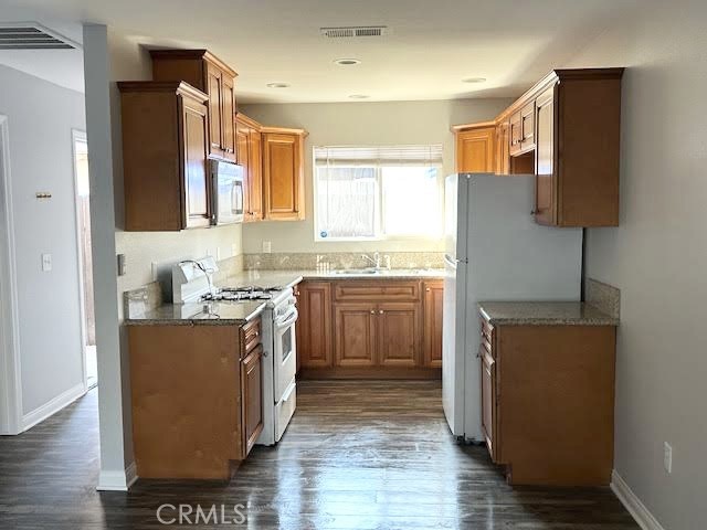 Detail Gallery Image 6 of 12 For 1265 Olive Tree Ln #B,  Hemet,  CA 92543 - 2 Beds | 1 Baths