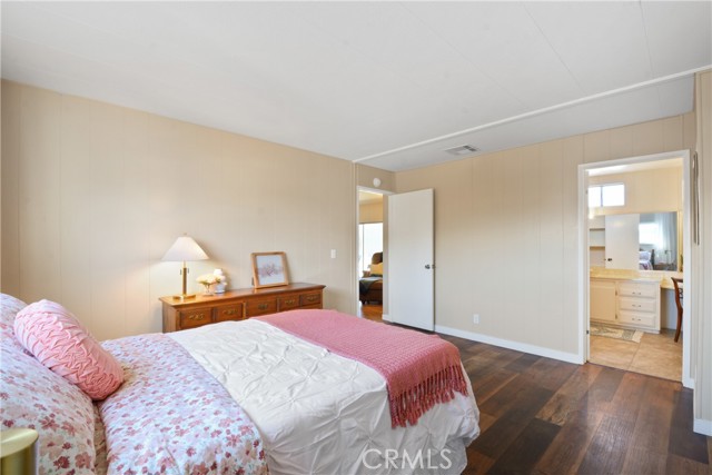 Detail Gallery Image 11 of 20 For 11250 Beach Bld #100,  Stanton,  CA 90680 - 2 Beds | 2 Baths