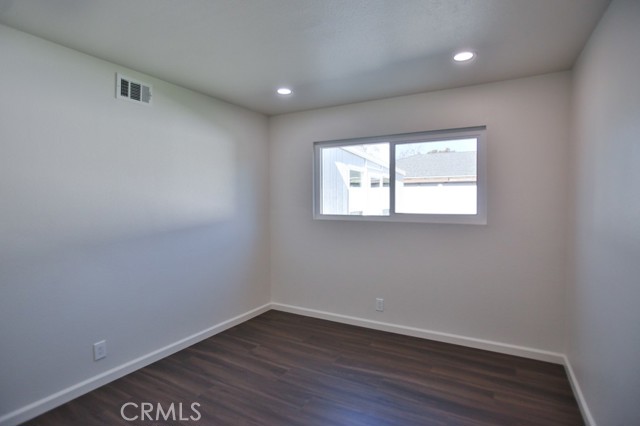 Detail Gallery Image 11 of 21 For 2037 Alco Ave, Santa Ana,  CA 92703 - 4 Beds | 2 Baths