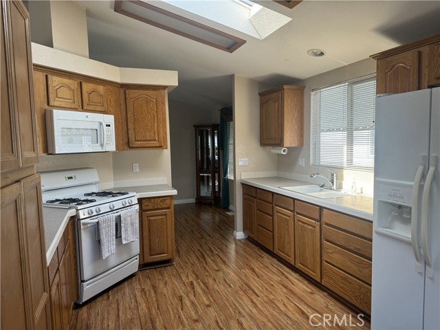 Detail Gallery Image 7 of 18 For 161 E Orangethorpe Ave #130,  Placentia,  CA 92870 - 2 Beds | 2 Baths