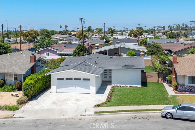 8381 E Blithedale Street, Long Beach CA: https://media.crmls.org/medias/7691d1a2-c25e-4c28-9473-7e6de0bdc83f.jpg