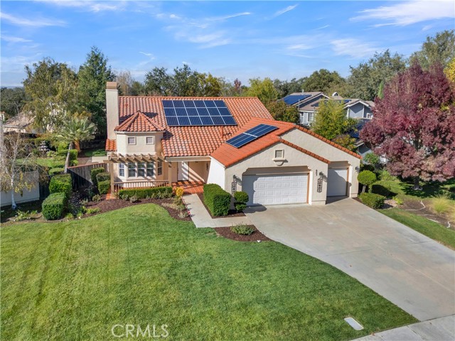 Detail Gallery Image 2 of 40 For 603 Cool Valley, Paso Robles,  CA 93446 - 4 Beds | 3 Baths